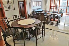 新中式以古典文化為背景，營(yíng)造極富中國(guó)浪漫情調(diào)生活空間